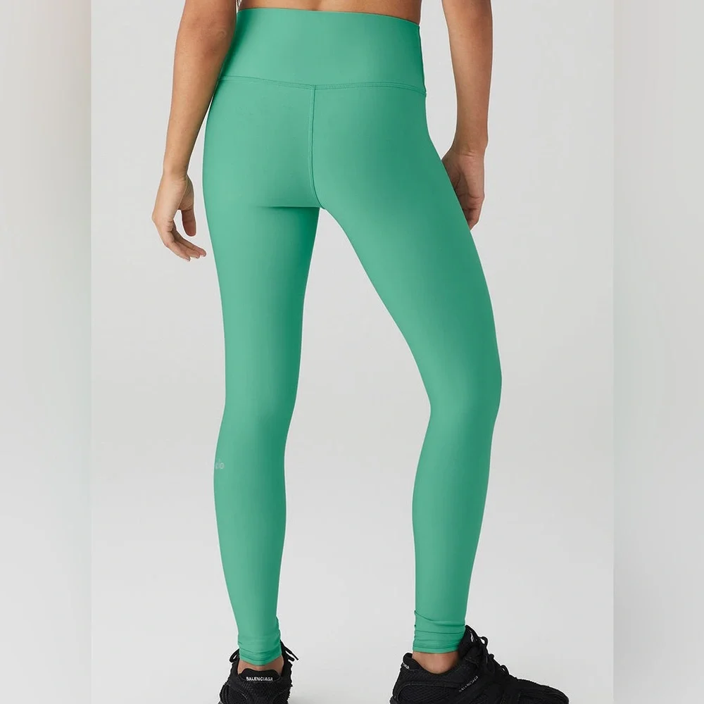 Alo Yoga High Waisted Airlift Lettuce Green Athletic Workout Leggings EUC Size S